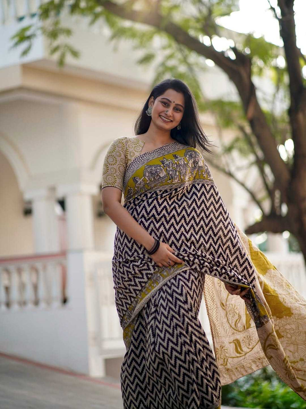 White Digital Print Linen Saree