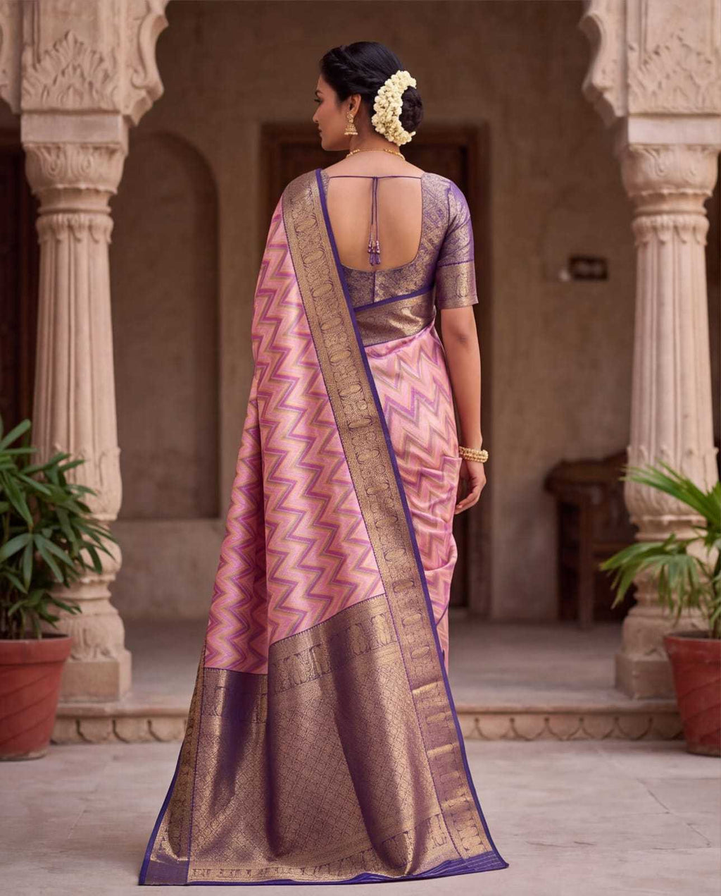 Zig Zag Jacquard Weave Kanjivaram Silk Saree - Image 8