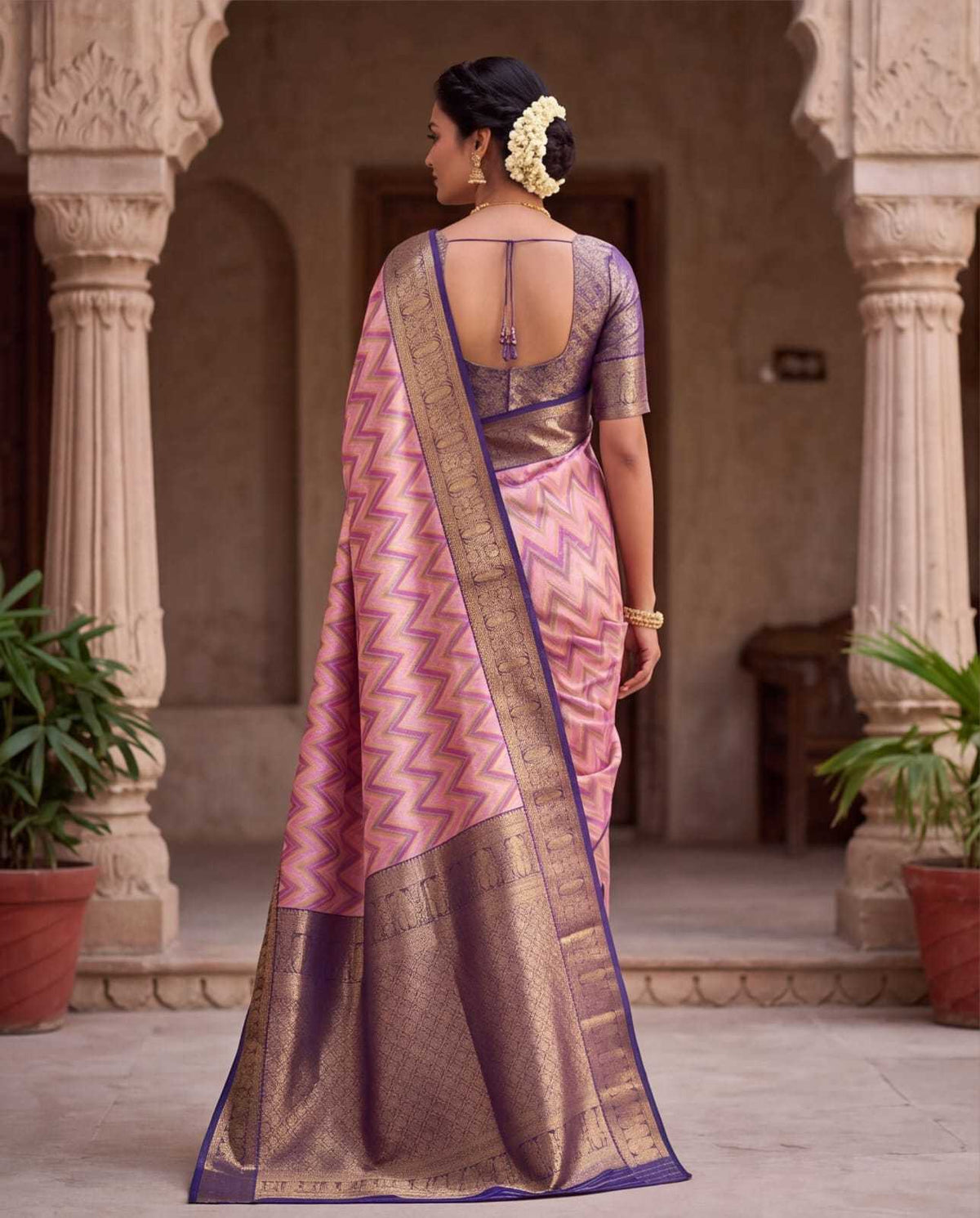 Zig Zag Jacquard Weave Kanjivaram Silk Saree - Image 8