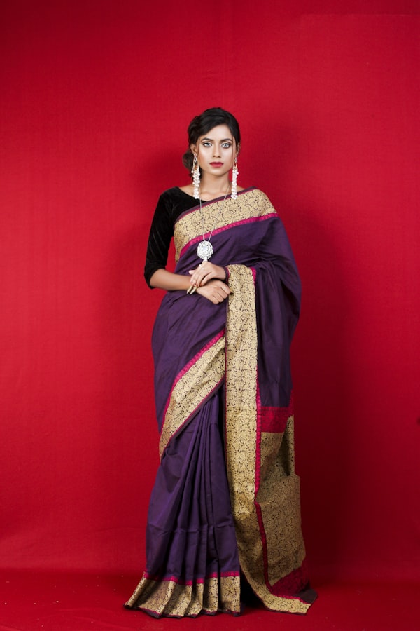 Banarasi Silk Saree – Gold Zari
